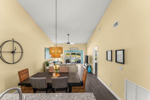 12195 Forest Greens Drive, Boynton Beach, FL 33437