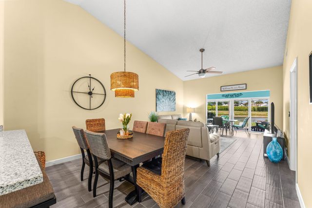 12195 Forest Greens Drive, Boynton Beach, FL 33437