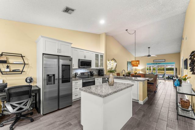 12195 Forest Greens Drive, Boynton Beach, FL 33437