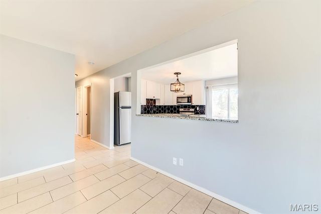 150 Saint Charles Street, Florissant, MO 63031