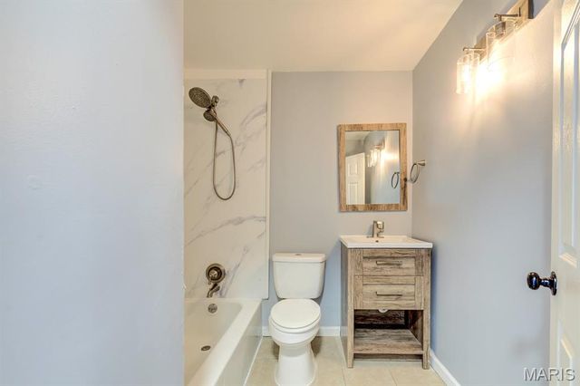 150 Saint Charles Street, Florissant, MO 63031