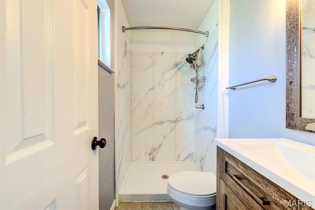 150 Saint Charles Street, Florissant, MO 63031