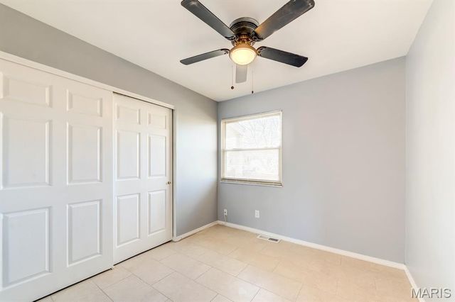 150 Saint Charles Street, Florissant, MO 63031