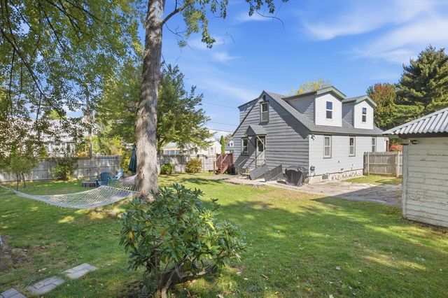 26 College Road, Goffstown, NH 03102