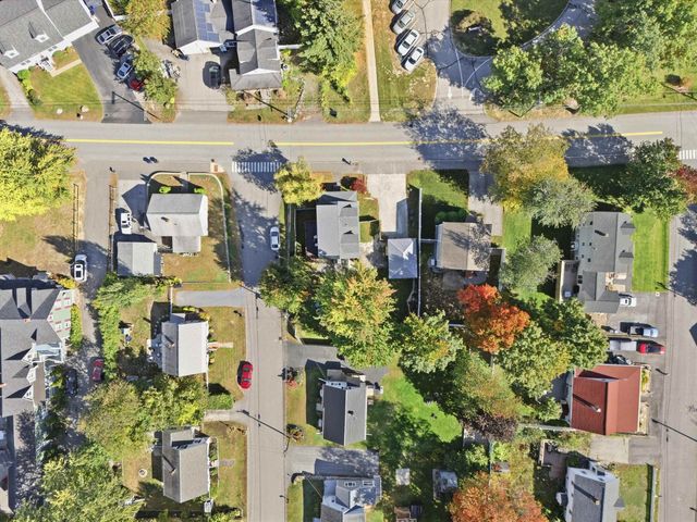 26 College Road, Goffstown, NH 03102