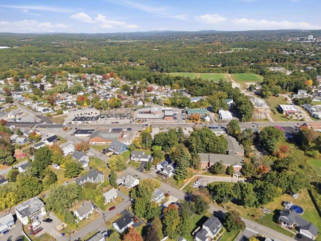 26 College Road, Goffstown, NH 03102