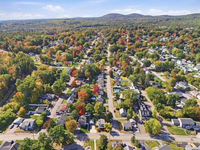 26 College Road, Goffstown, NH 03102