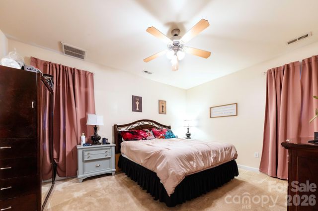948 Sundance Drive, Gastonia, NC 28054