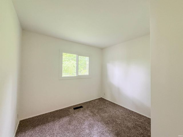 1244 Melbourne Court, New Haven, IN 46774