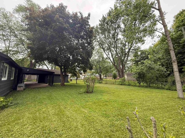 1244 Melbourne Court, New Haven, IN 46774