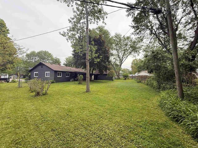 1244 Melbourne Court, New Haven, IN 46774