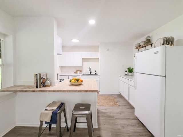 1244 Melbourne Court, New Haven, IN 46774