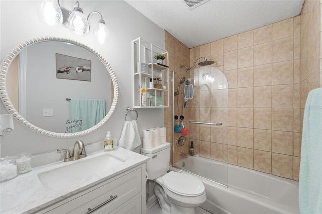 2530 M AND M LANE, Orange City, FL 32763