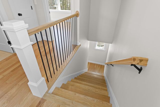 96 Shadow Lake Rd Unit 2 Rear, Salem, NH 03079