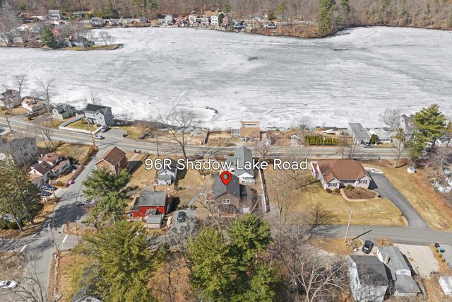 96 Shadow Lake Rd Unit 2 Rear, Salem, NH 03079