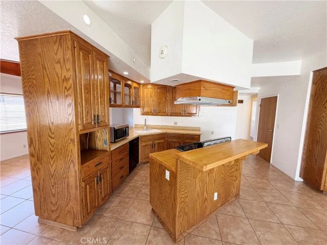 4564 Rudisill, Montclair, CA 91763