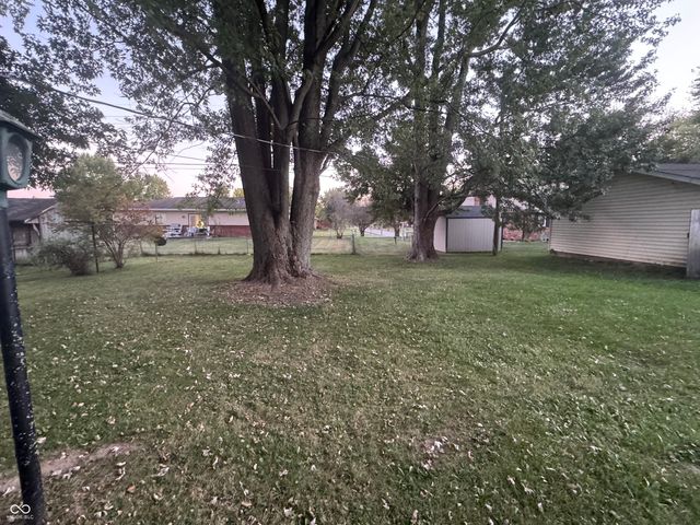 667 S Alpha Avenue, Brownsburg, IN 46112