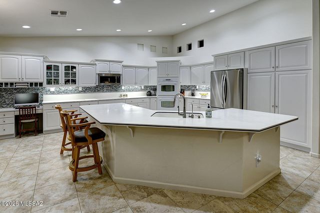 38433 S Skyline Drive, Tucson, AZ 85739