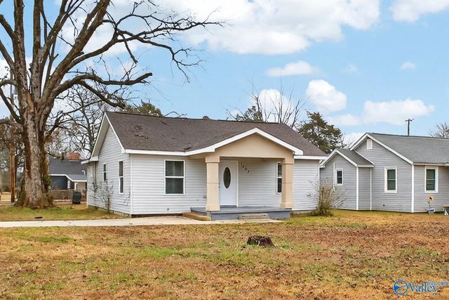 1002 7th Avenue SE, Decatur, AL 35601