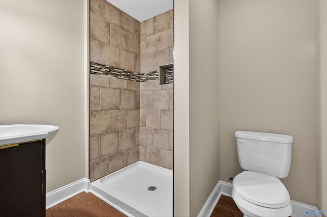 1002 7th Avenue SE, Decatur, AL 35601