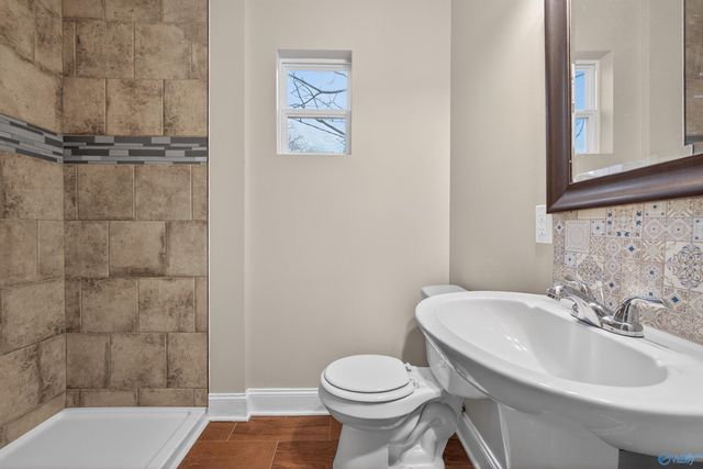 1002 7th Avenue SE, Decatur, AL 35601