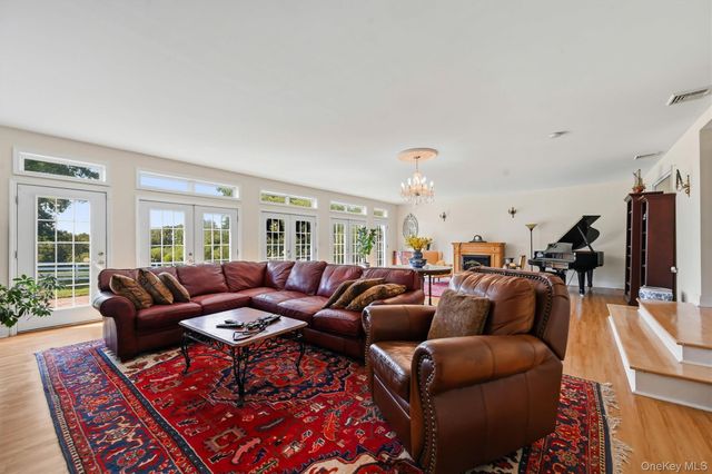 232 Maybrook Road, Campbell Hall, NY 10916