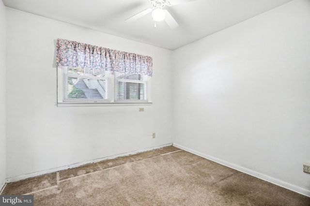 250 SPANGLERS MILL RD, New Cumberland, PA 17070