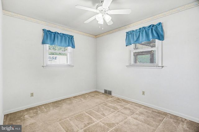 250 SPANGLERS MILL RD, New Cumberland, PA 17070