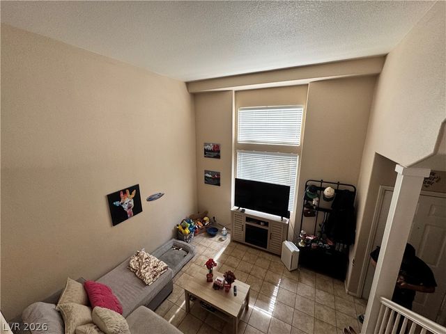 8431 Tiger Woods Avenue, Las Vegas, NV 89128