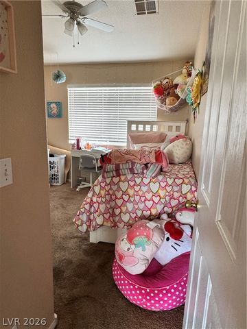 8431 Tiger Woods Avenue, Las Vegas, NV 89128