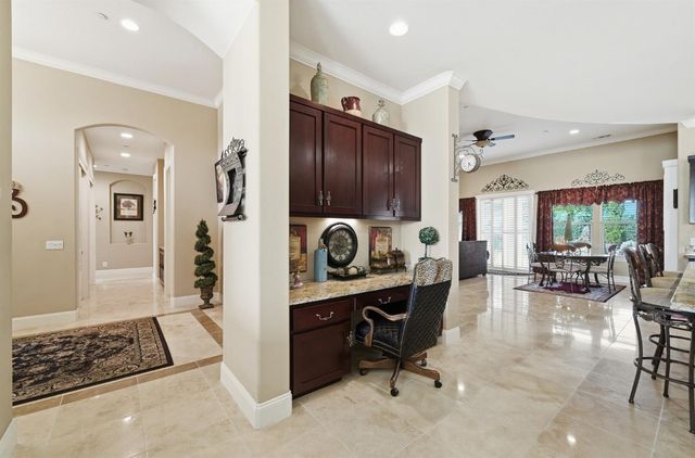 10717 Goldsborough Cir, Oakdale, CA 95361