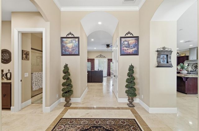 10717 Goldsborough Cir, Oakdale, CA 95361