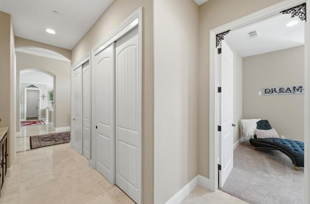 10717 Goldsborough Cir, Oakdale, CA 95361