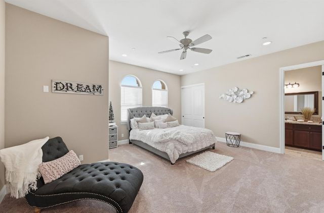 10717 Goldsborough Cir, Oakdale, CA 95361