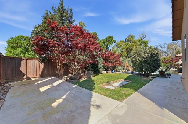 10717 Goldsborough Cir, Oakdale, CA 95361