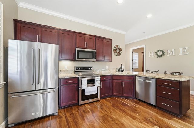 10717 Goldsborough Cir, Oakdale, CA 95361