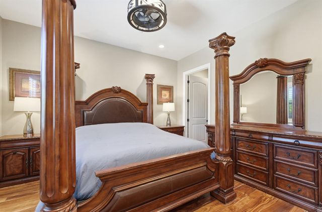 10717 Goldsborough Cir, Oakdale, CA 95361