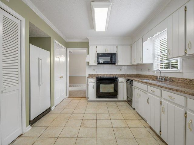 10 Sally Street, Spartanburg, SC 29301