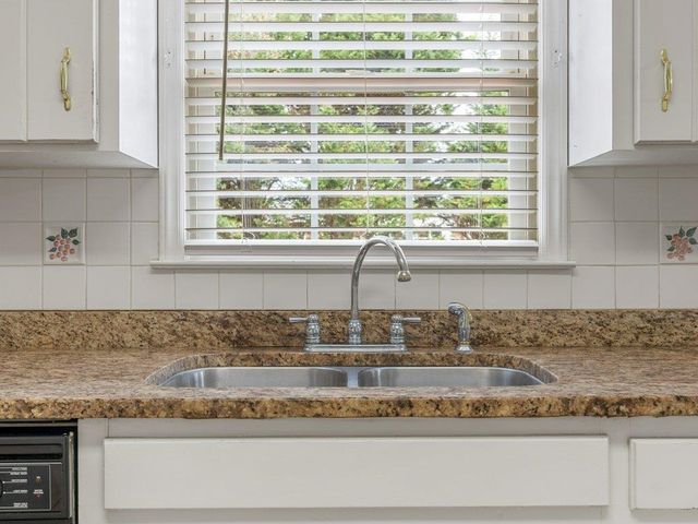 10 Sally Street, Spartanburg, SC 29301