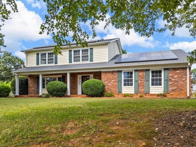 10 Sally Street, Spartanburg, SC 29301