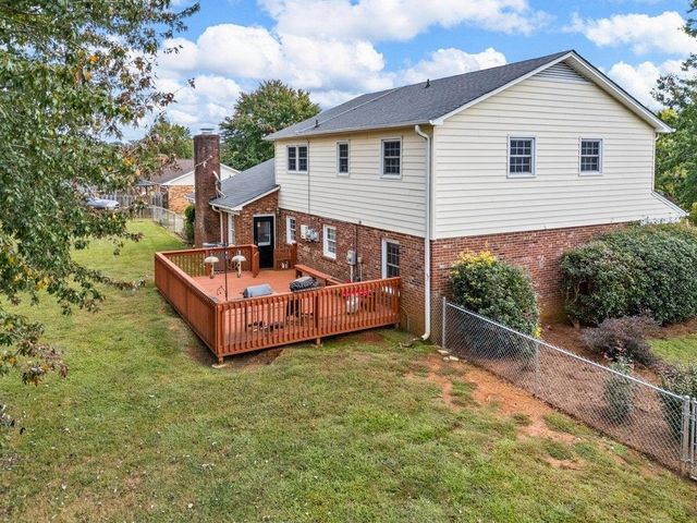 10 Sally Street, Spartanburg, SC 29301
