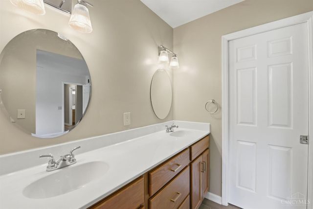 5342 Werk Road, Green Twp, OH 45248