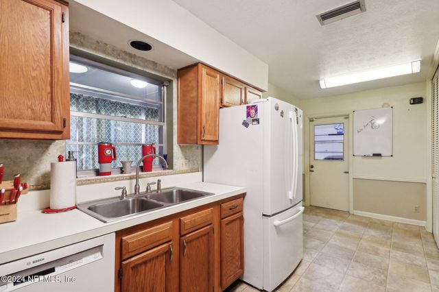 1630 WESTMINISTER Avenue, Jacksonville, FL 32210