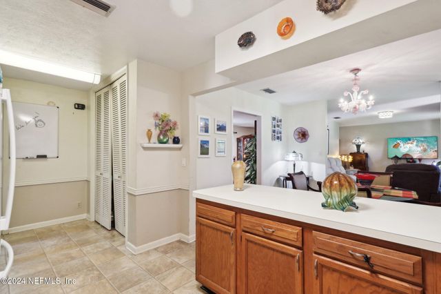 1630 WESTMINISTER Avenue, Jacksonville, FL 32210