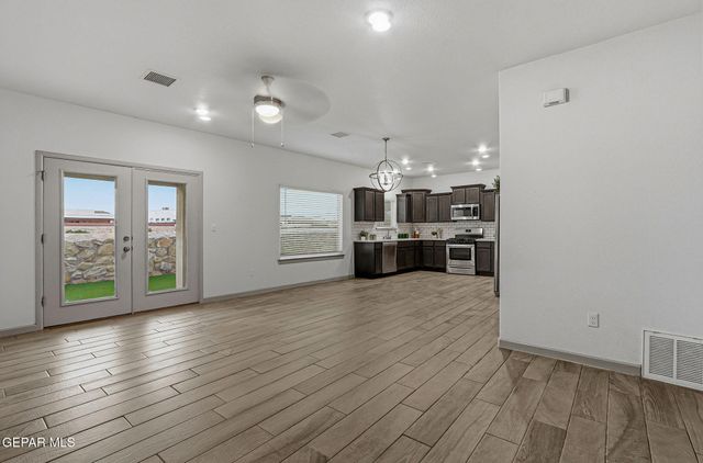 7775 ENCHANTED VIEW Drive, El Paso, TX 79911
