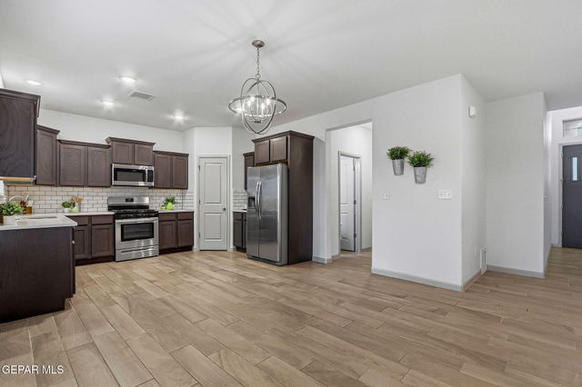 7775 ENCHANTED VIEW Drive, El Paso, TX 79911