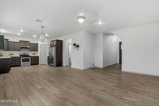 7775 ENCHANTED VIEW Drive, El Paso, TX 79911
