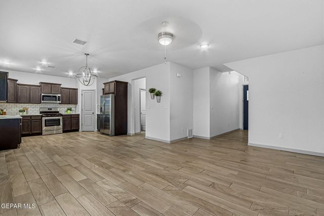 7775 ENCHANTED VIEW Drive, El Paso, TX 79911