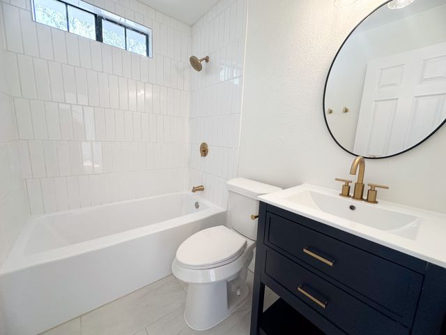 1607 N Graham, Brady, TX 76825