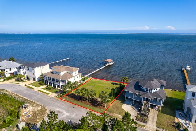 6007 Emerald Sound Drive, Gulf Breeze, FL 32563